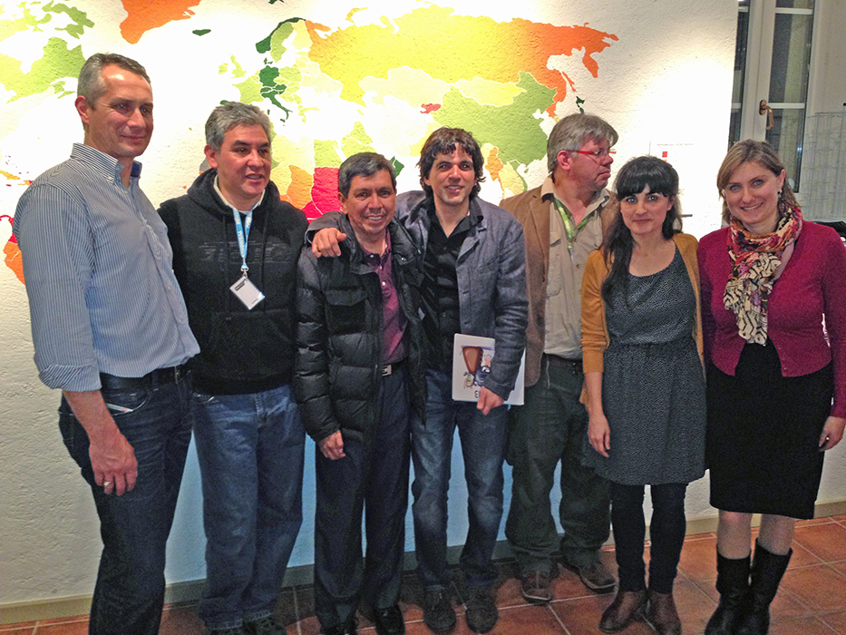 Après avoir voyagé au Guatemala, au Honduras et au Salvador, l’exposition de dessins de presse “Violence et corruption” ouvre à la Maison du dessin de presse de Morges – Morges, 5 mars 2013   Après avoir voyagé au Guatemala, au Honduras et au Salvador, l’exposition de dessins de presse “Violence et corruption” ouvre à la Maison du dessin de presse de Morges – Morges, 5 mars 2013